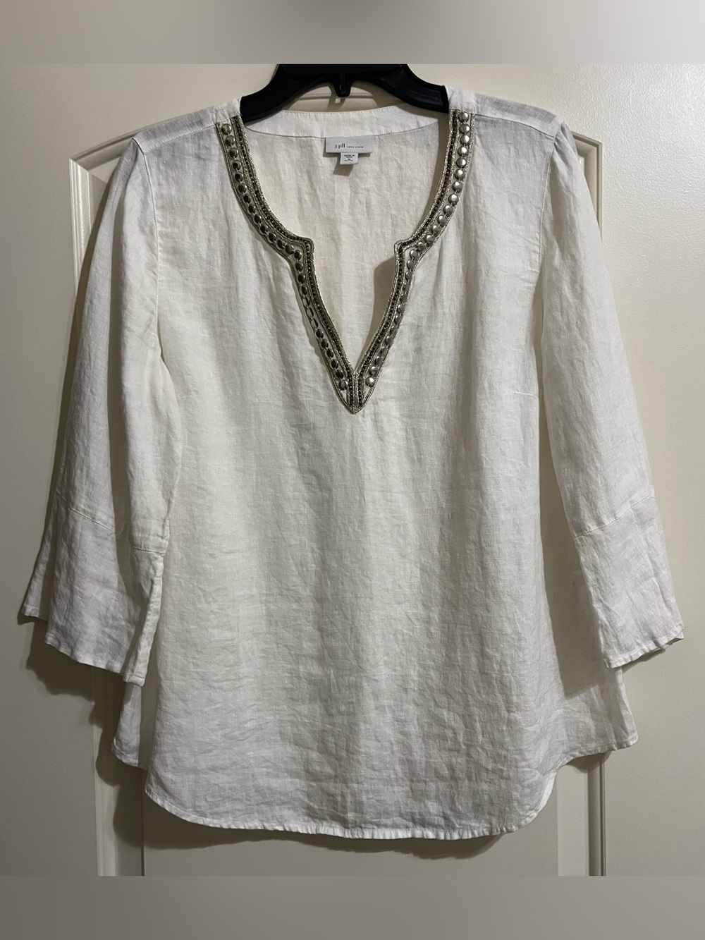 J. Jill Love White Linen Studded Beaded V-Neck Blouse Top Size PETITE Medium